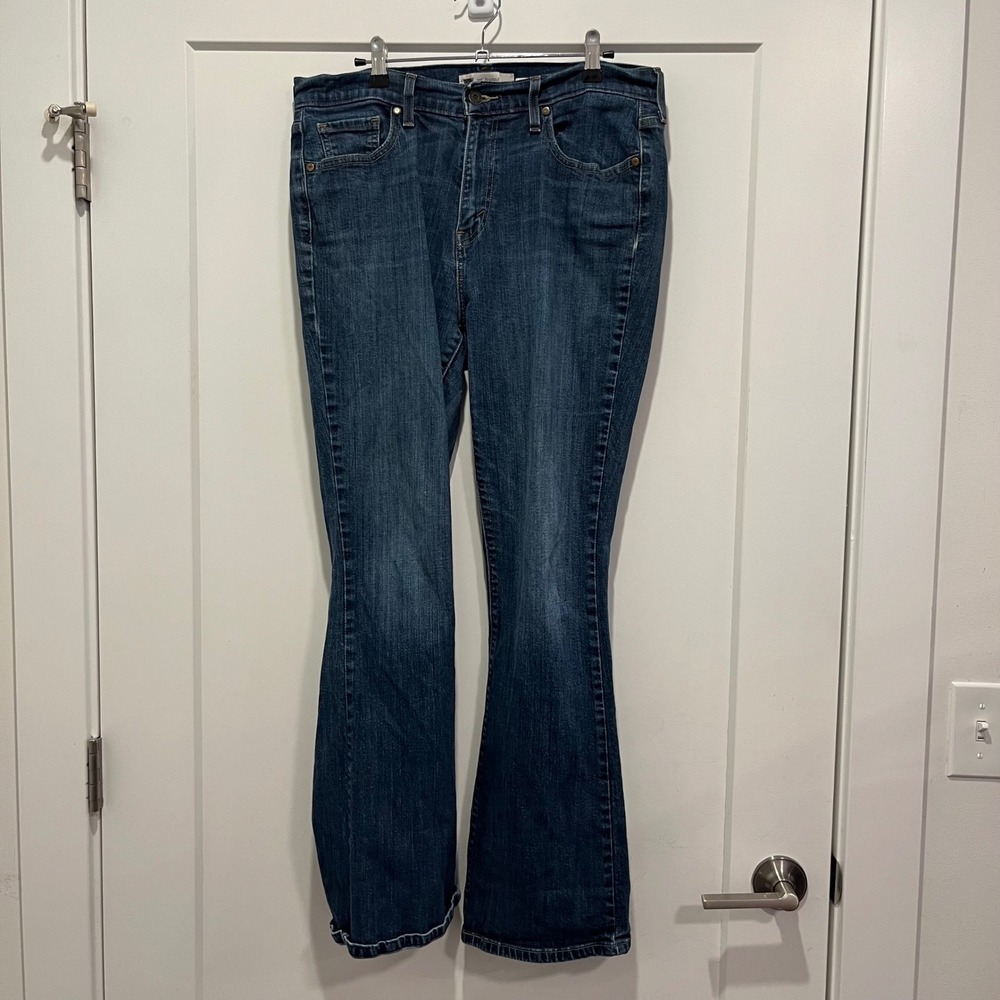 Levis 515 Bootcut Jeans Womens Medium Wash Denim Mid Rise Blue Stretch 4424